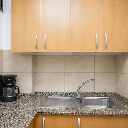 Guestready - Arenas Family Playa Del Ingles Апартаменты *